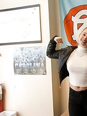 8 free voyeur pictures