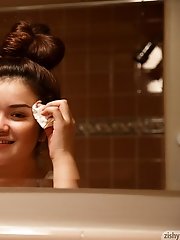 9 free voyeur pictures